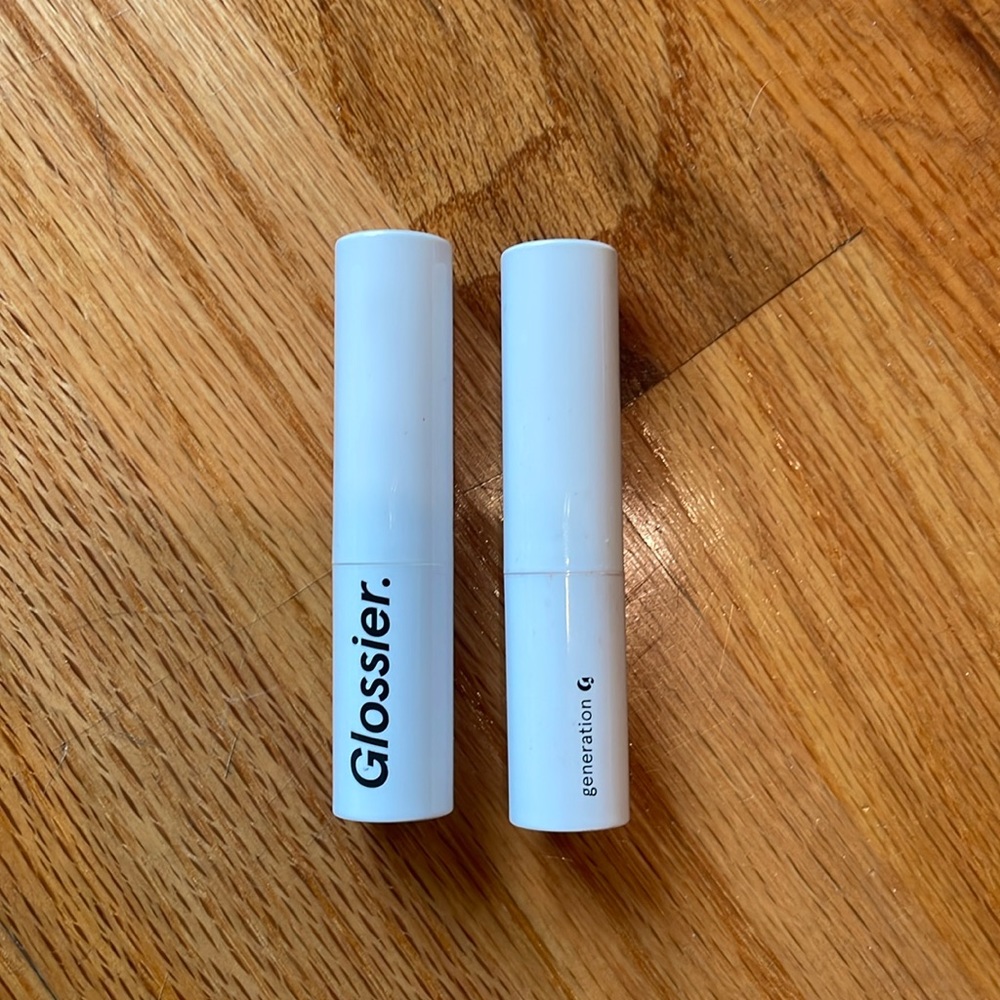 Glossier Generation G set of 2 cake zip